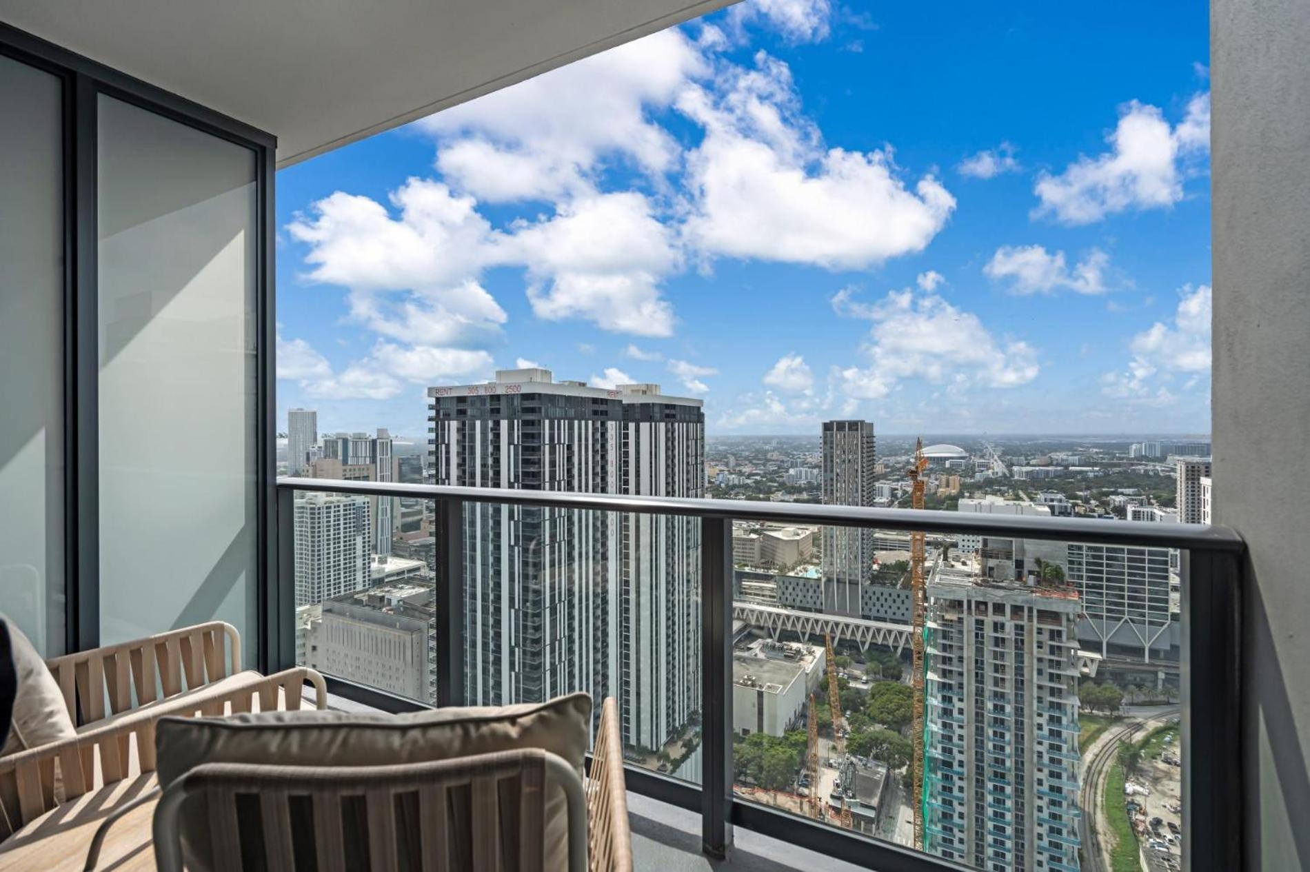 Modern 1 Bed On The 42nd- Heart Of Downtown Miami