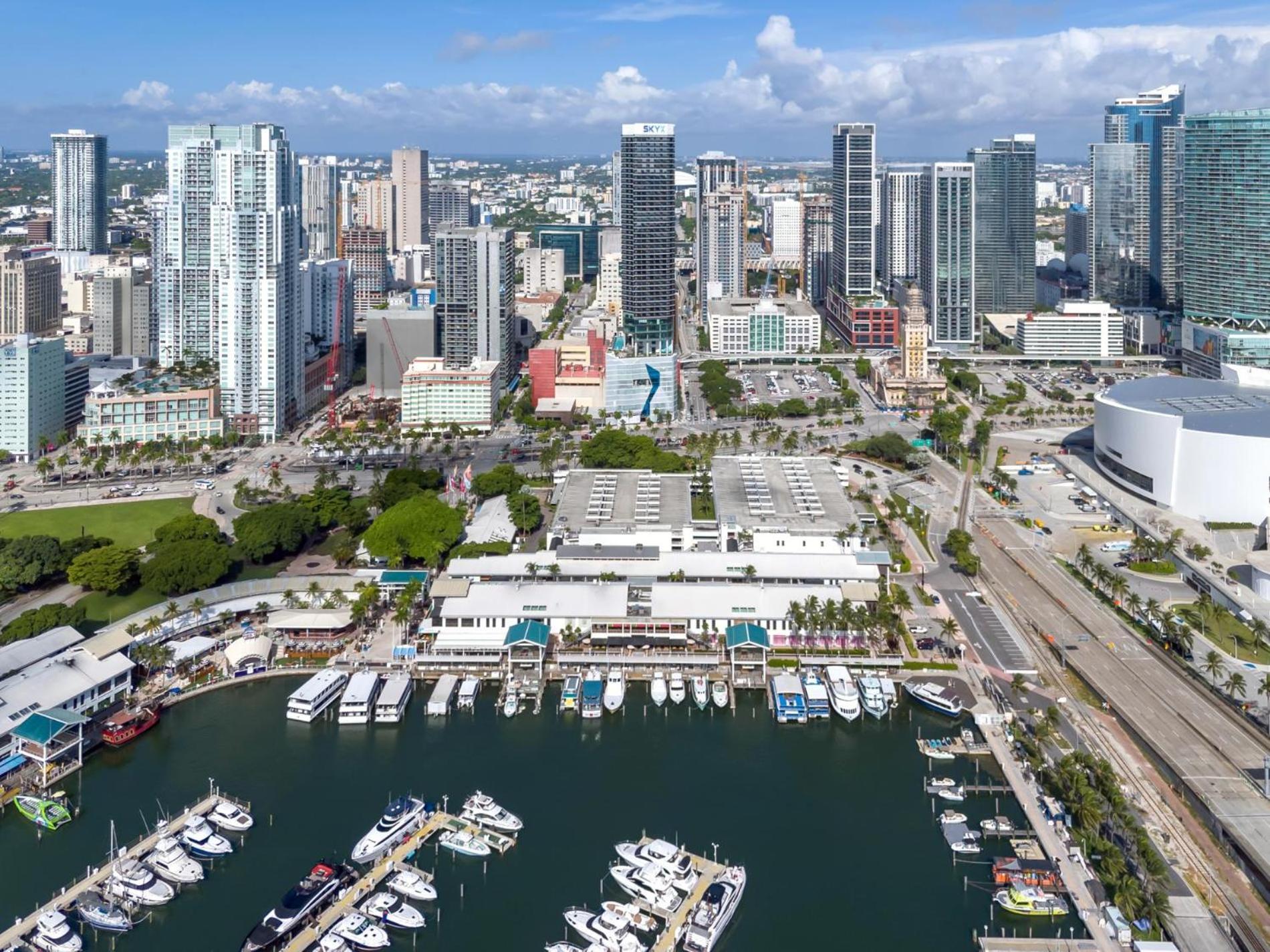 Modern 1br With Breathtaking Views Heart Of Downtown * Miami
