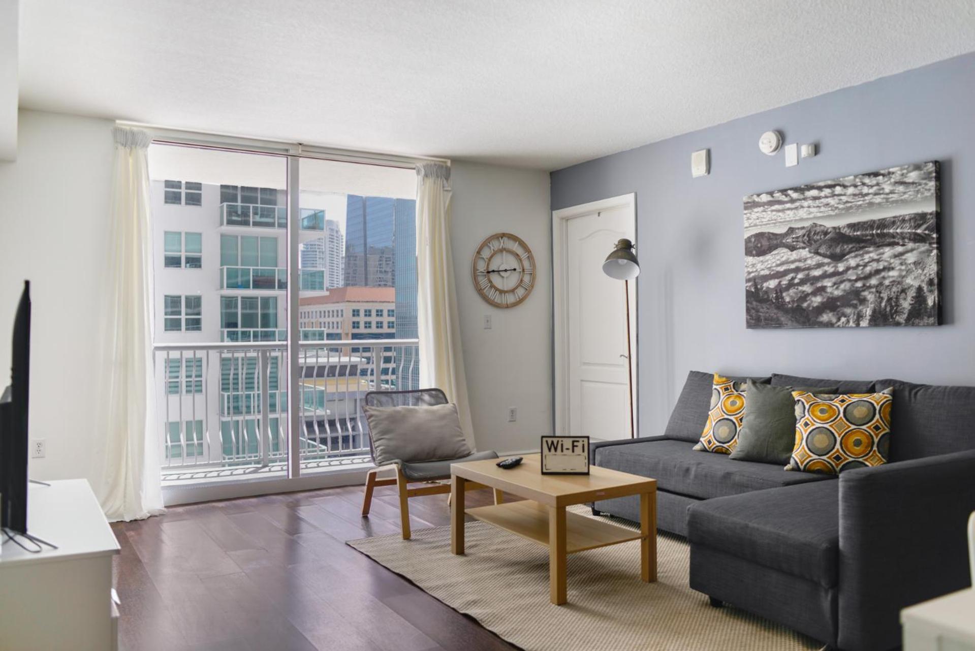 Amazing Brickell With Ocean-pool View Apartment Miami