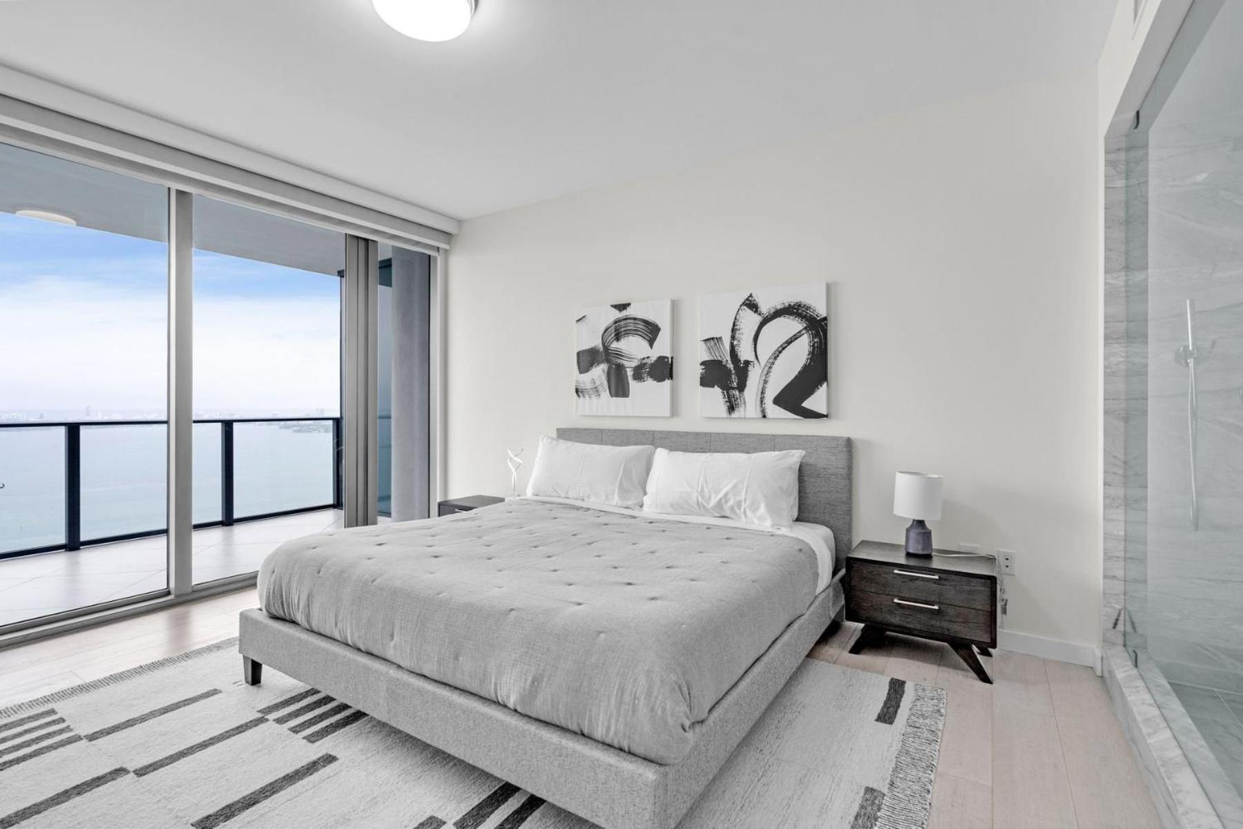 Apartment Luxury Corner Unit With Stunning Bay Views Miami