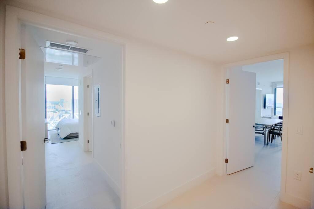 Downtown Luxury Apartment *