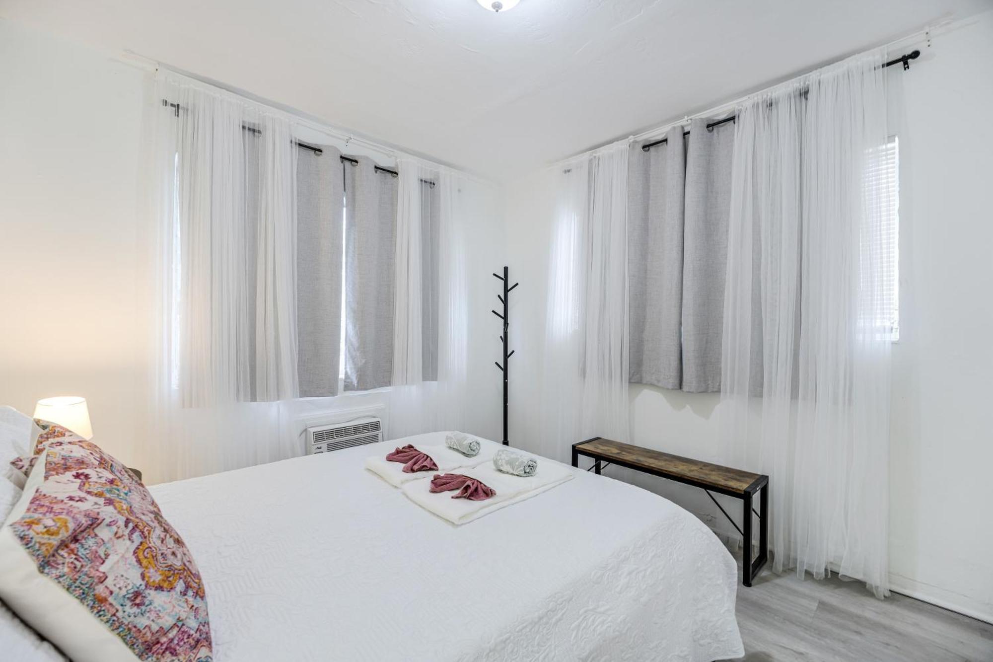 Chic 1Br Getaway Steps From Brickell Miami