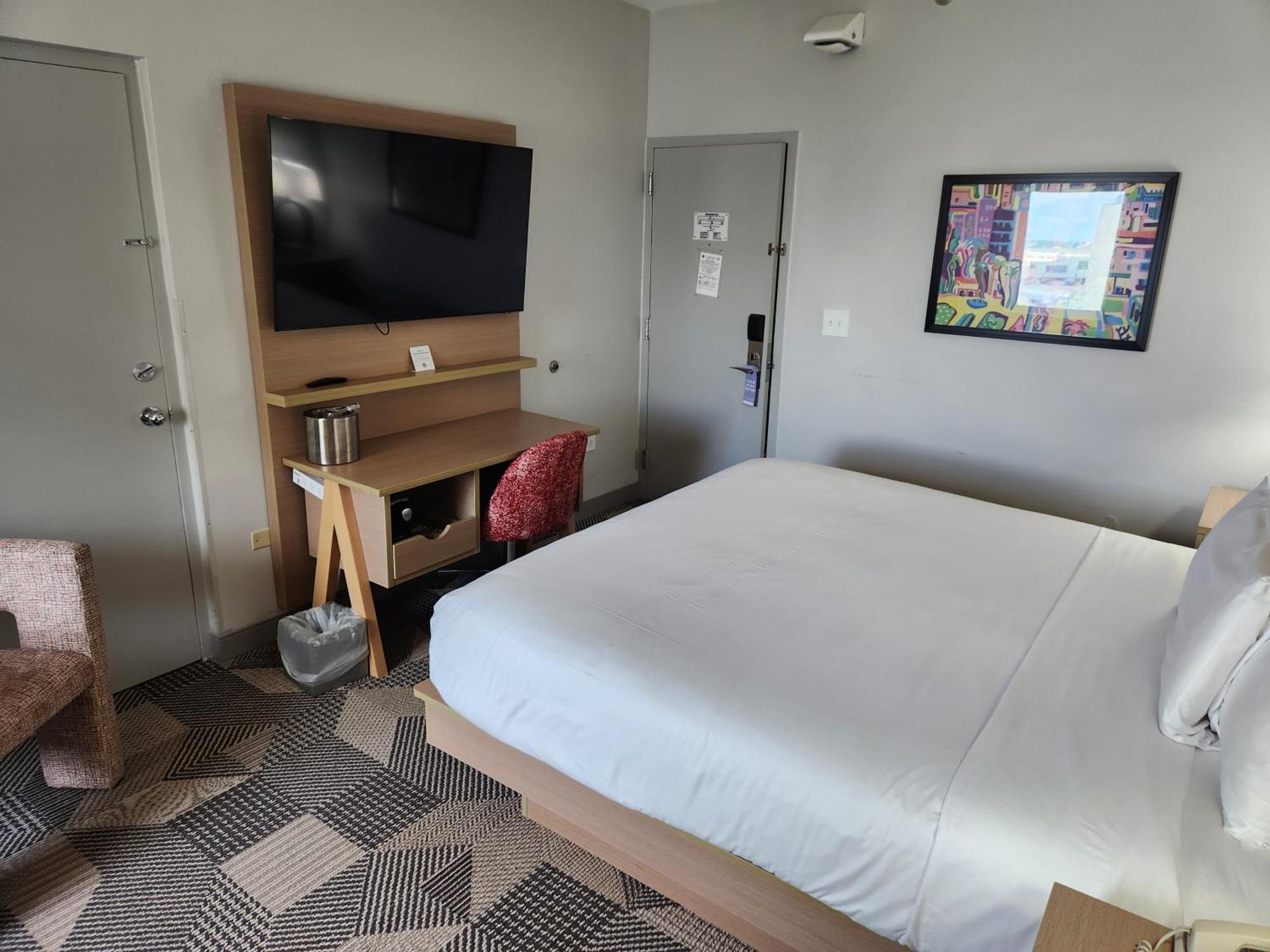 Miami International Airport Hotel 3*