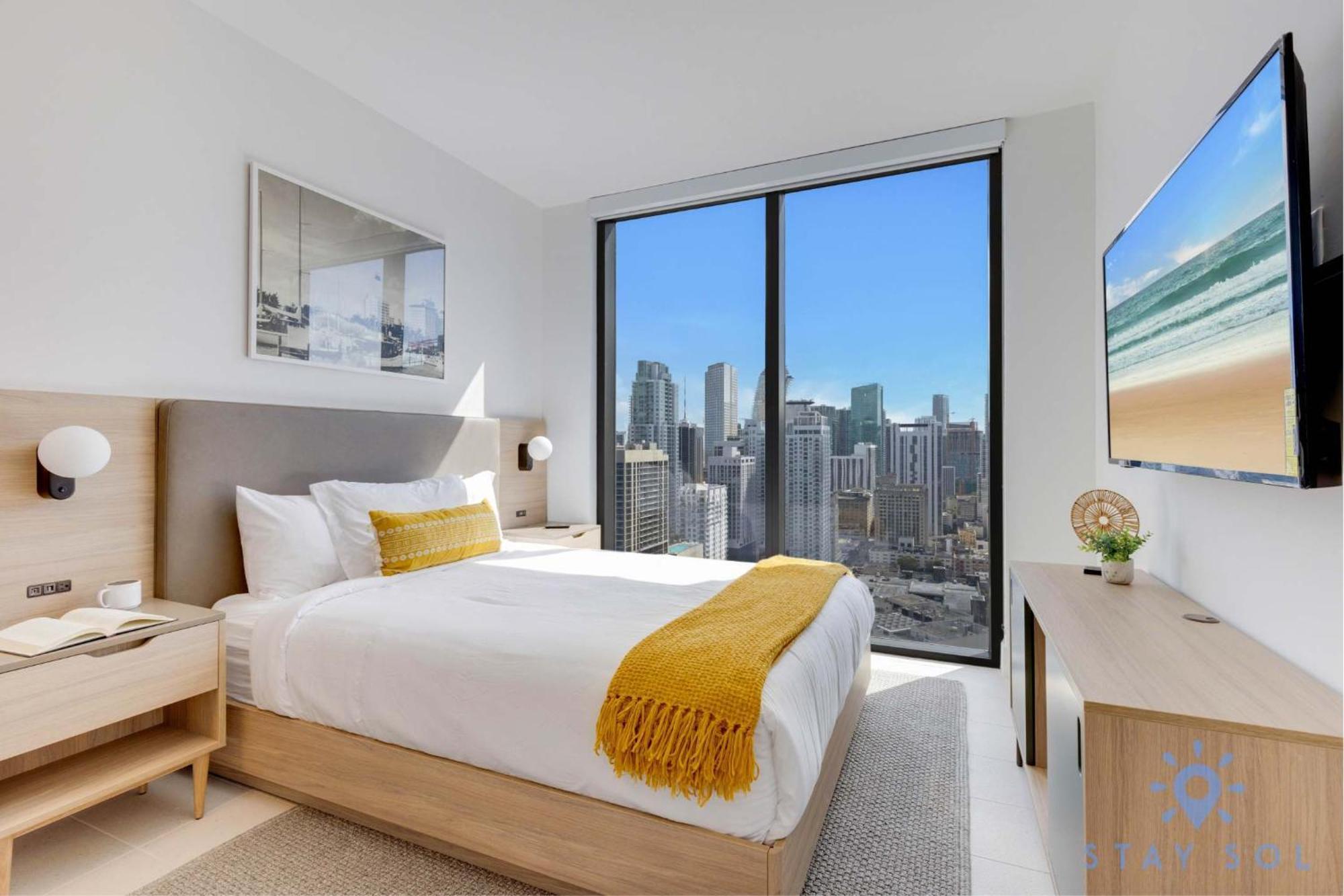 3br-3 Bth - Gym & Pool Miami