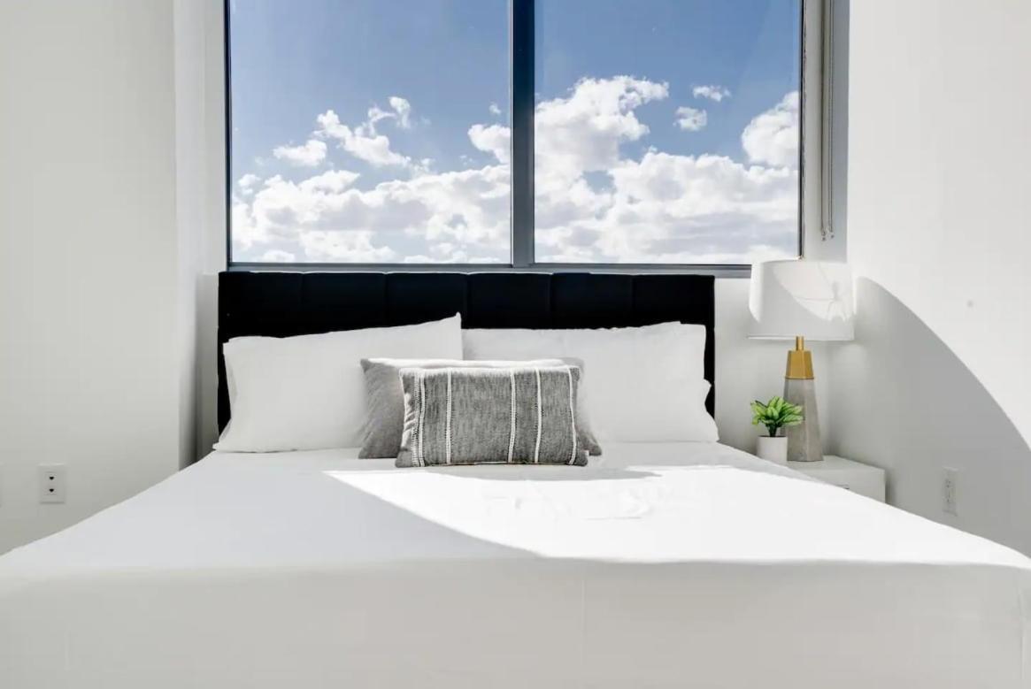 Paraiso- Rooftop Pool Views And Prime Location Holiday home Miami