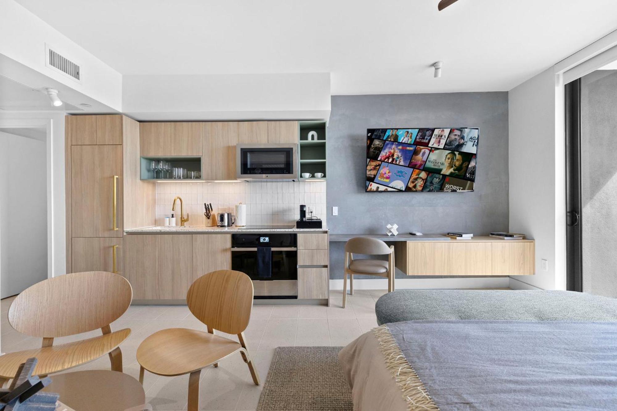 On 47th Floor! With Amenities *