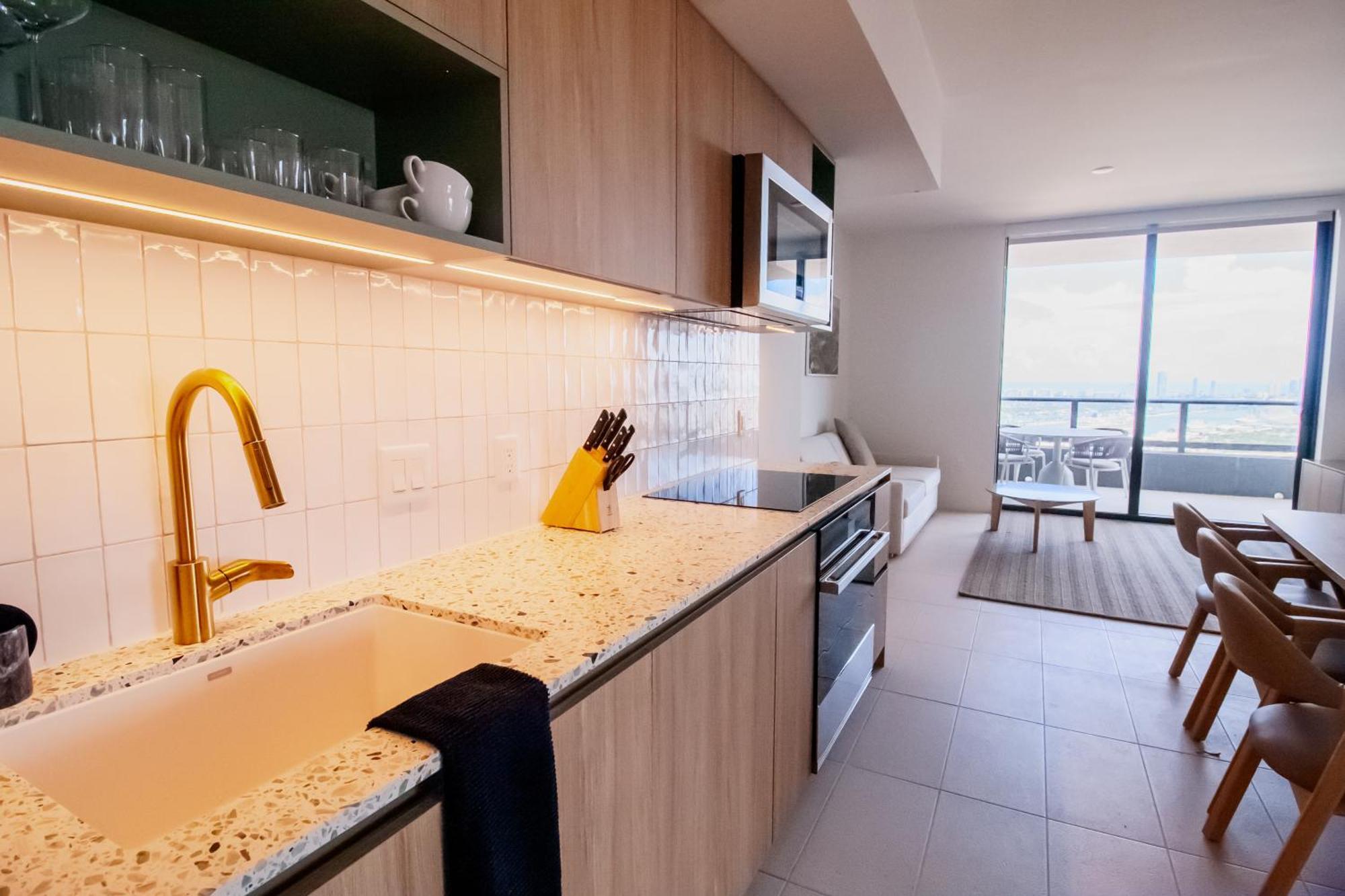 Luxurious 3 Bedroom With A View