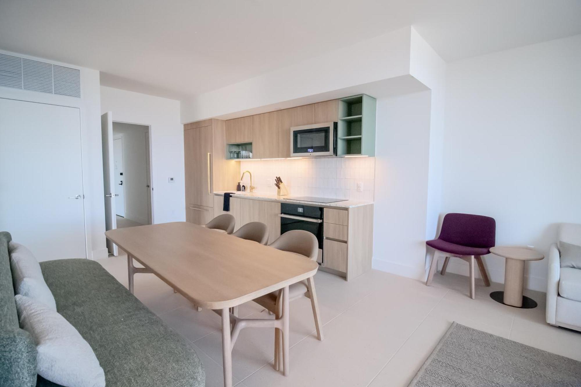 Apartment Luxurious 3 Bedroom With A View