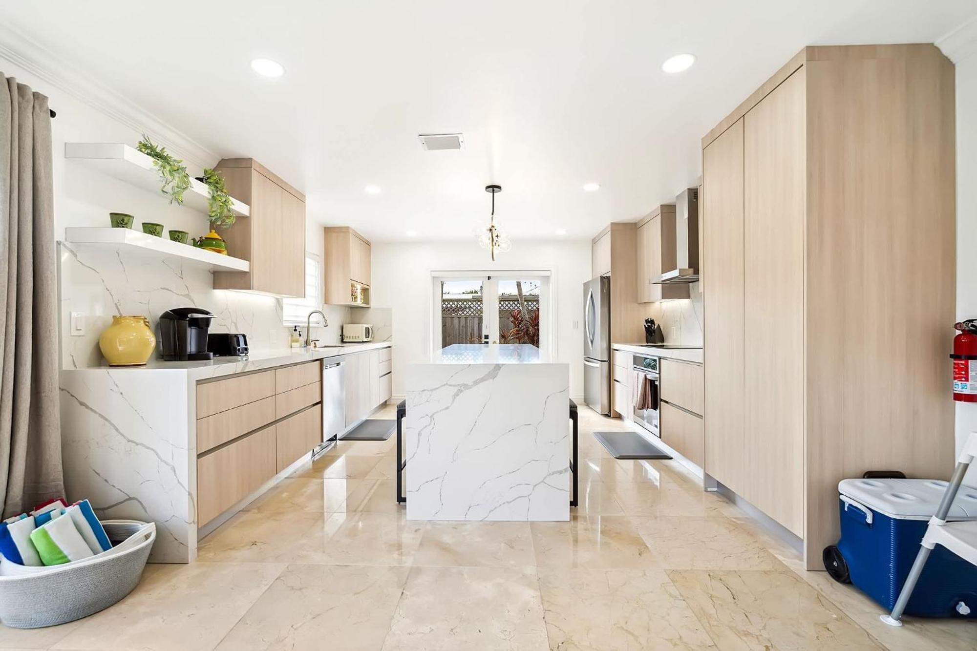 6-bd 3-ba Dreamy Vacation Retreat In Coral Terrace Holiday home Miami