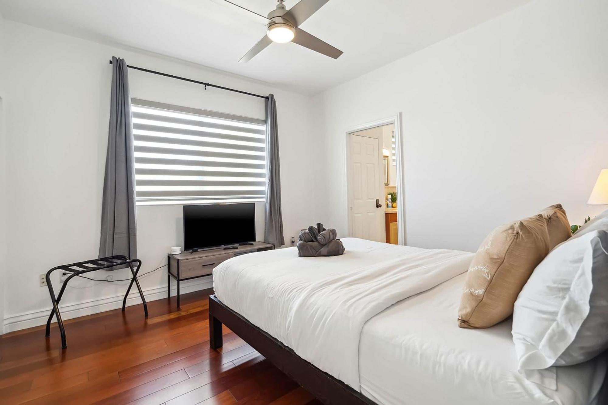 Holiday home 6-bd 3-ba Dreamy Vacation Retreat In Coral Terrace