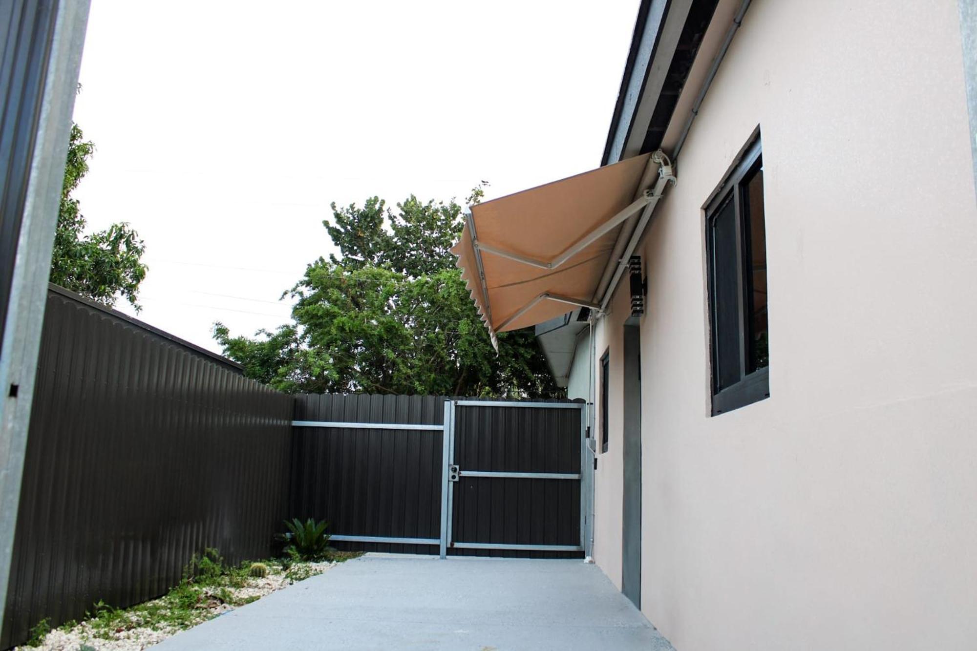 Mg Realty * Miami