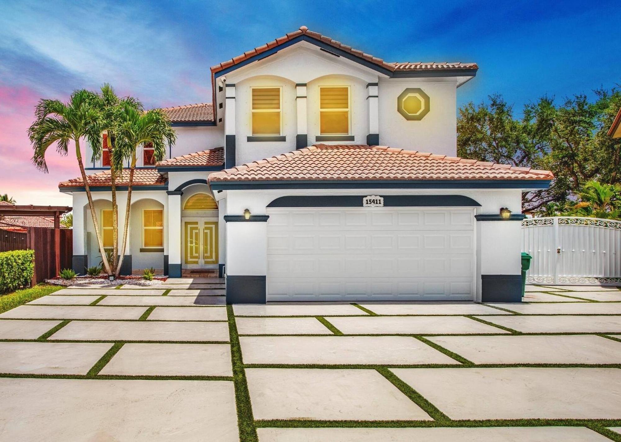 Luxe 5br I Pool Jacuzzi Fire Pit Piano * Miami