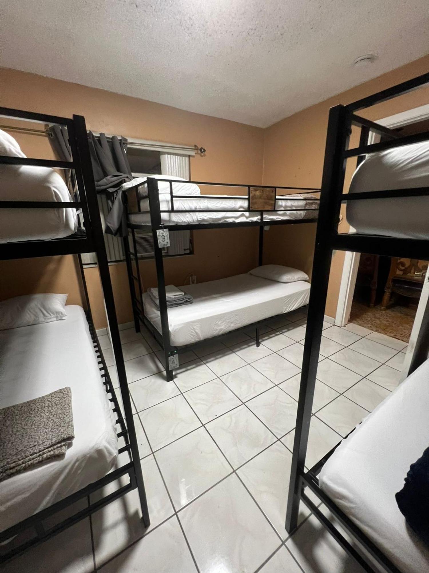 Homestay Tropical Oasis Miami