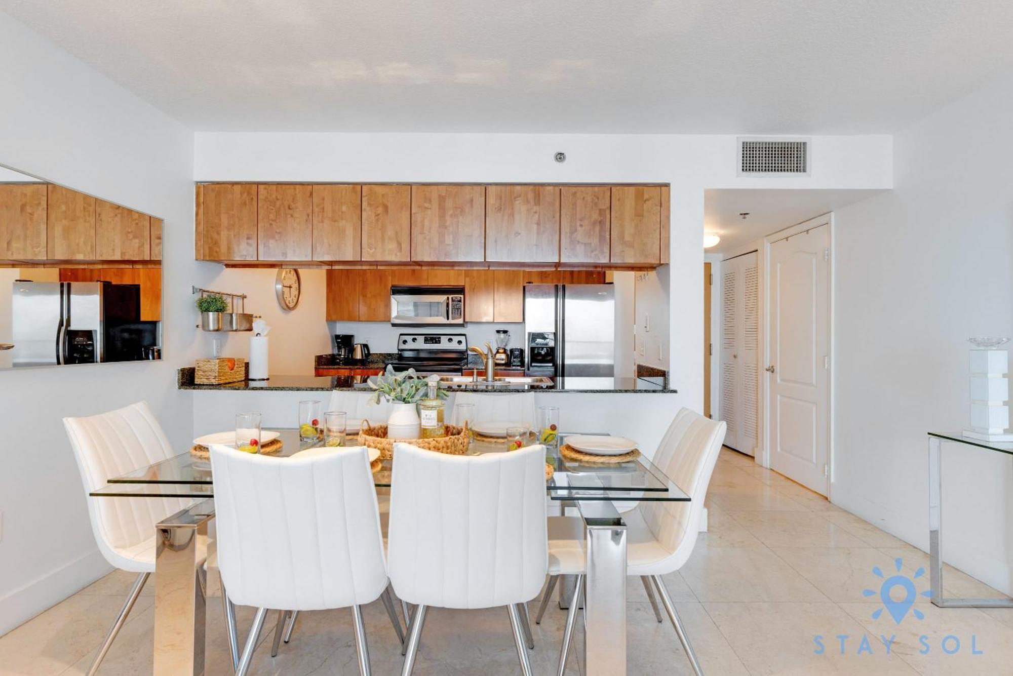 1 Bedroom - Ocean And Views *