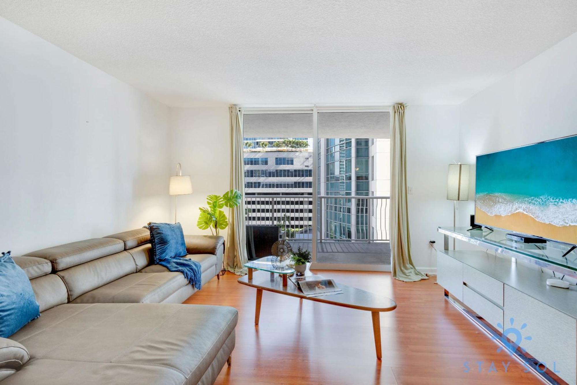 Beautiful 1 Bedroom With Modern Amenities Apartment