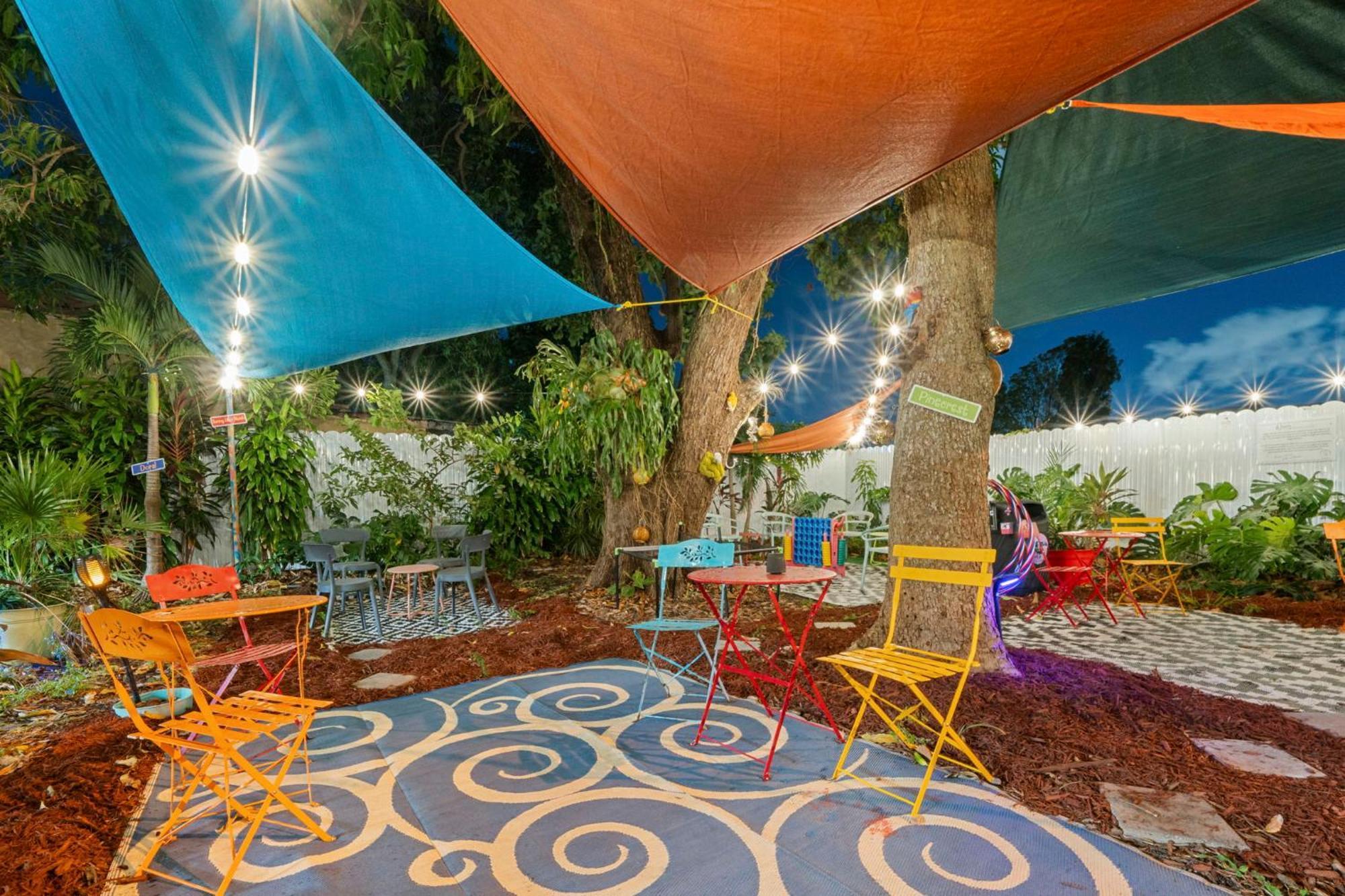 Little Havana Suites: Urban Oasis With Free Parking Apartment Miami