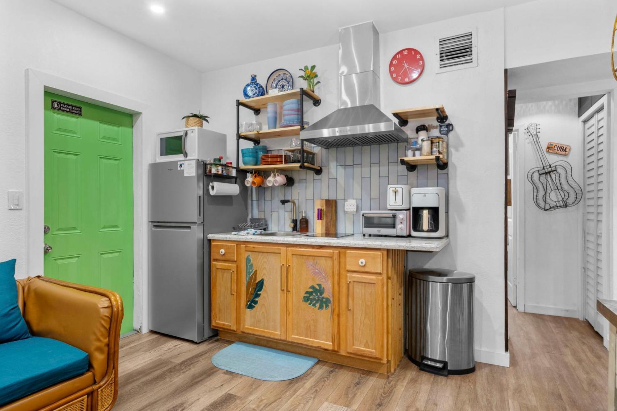 Little Havana Suites: Urban Oasis With Free Parking