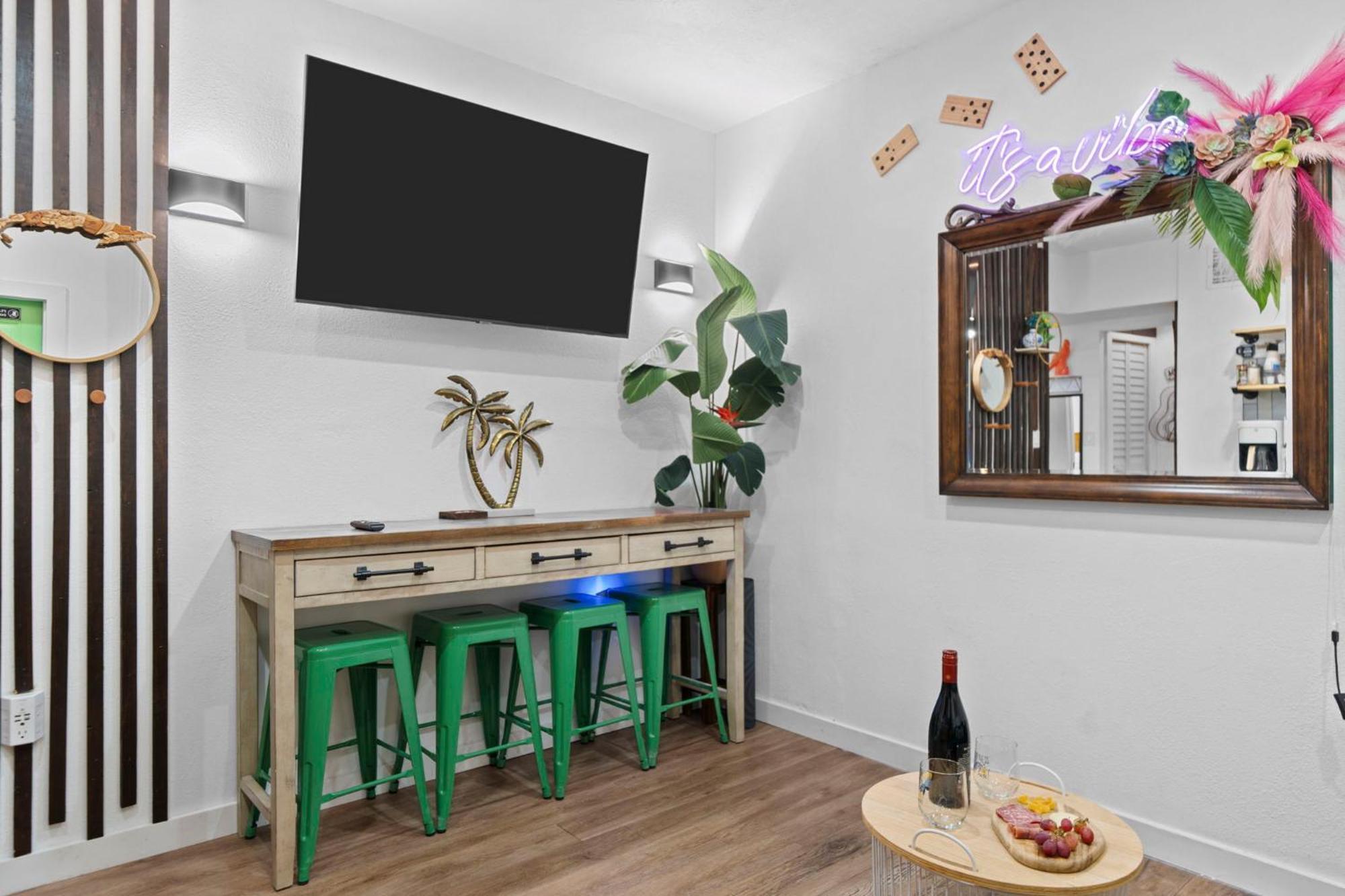 Apartment Little Havana Suites: Urban Oasis With Free Parking Miami