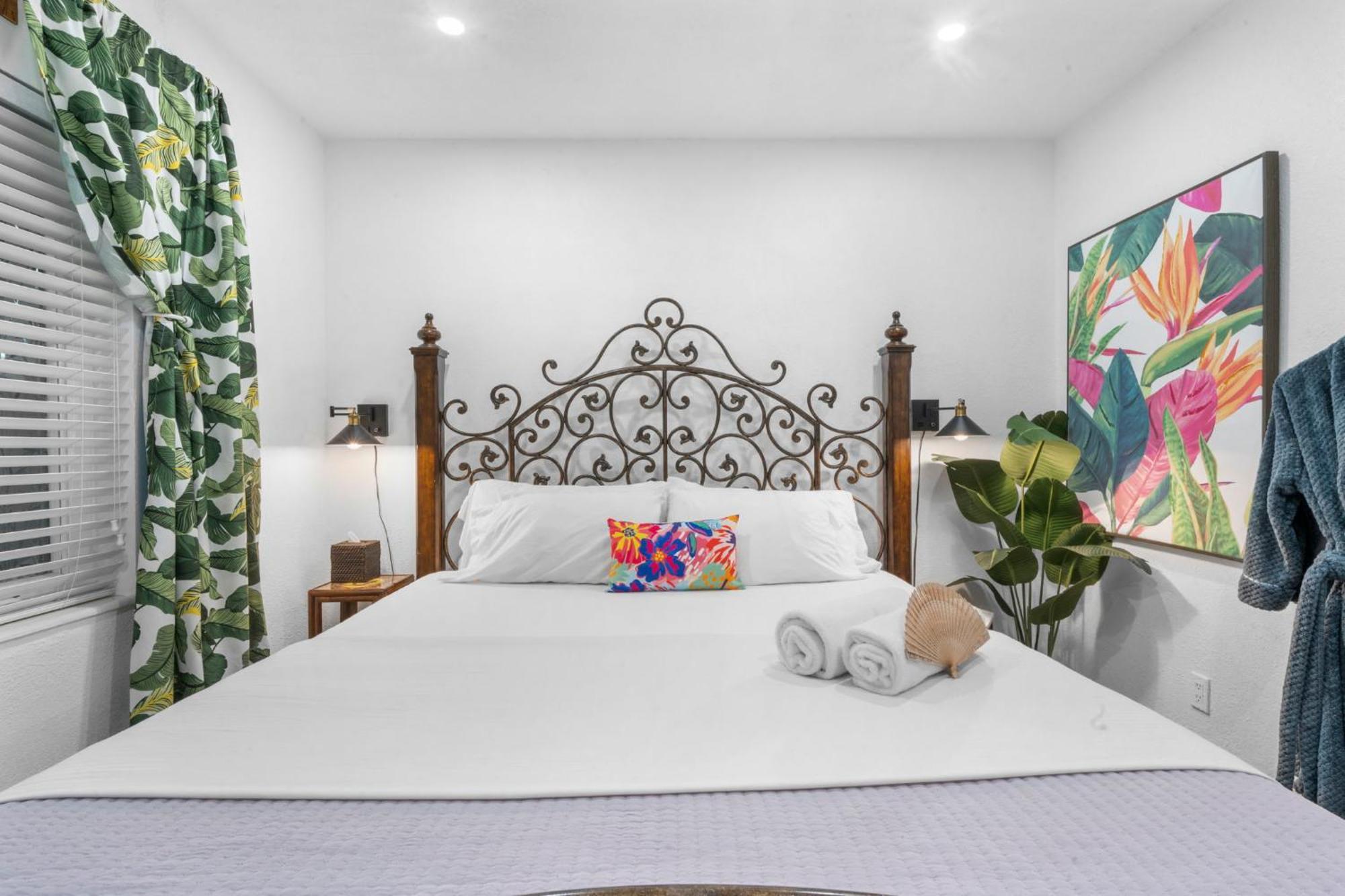 Little Havana Suites: Urban Oasis With Free Parking