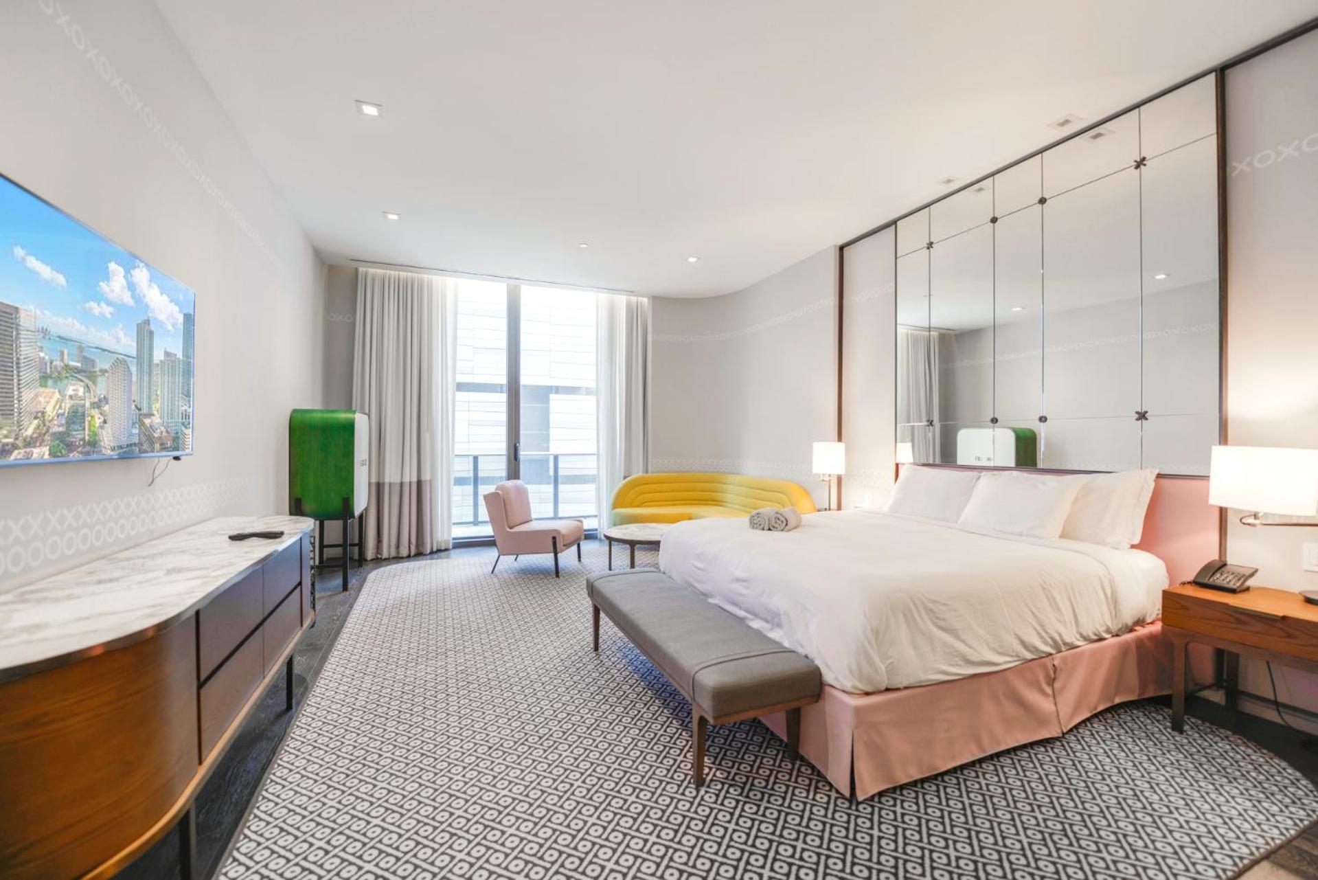 Apartment Luxurious King W Pool At Sls Brickell