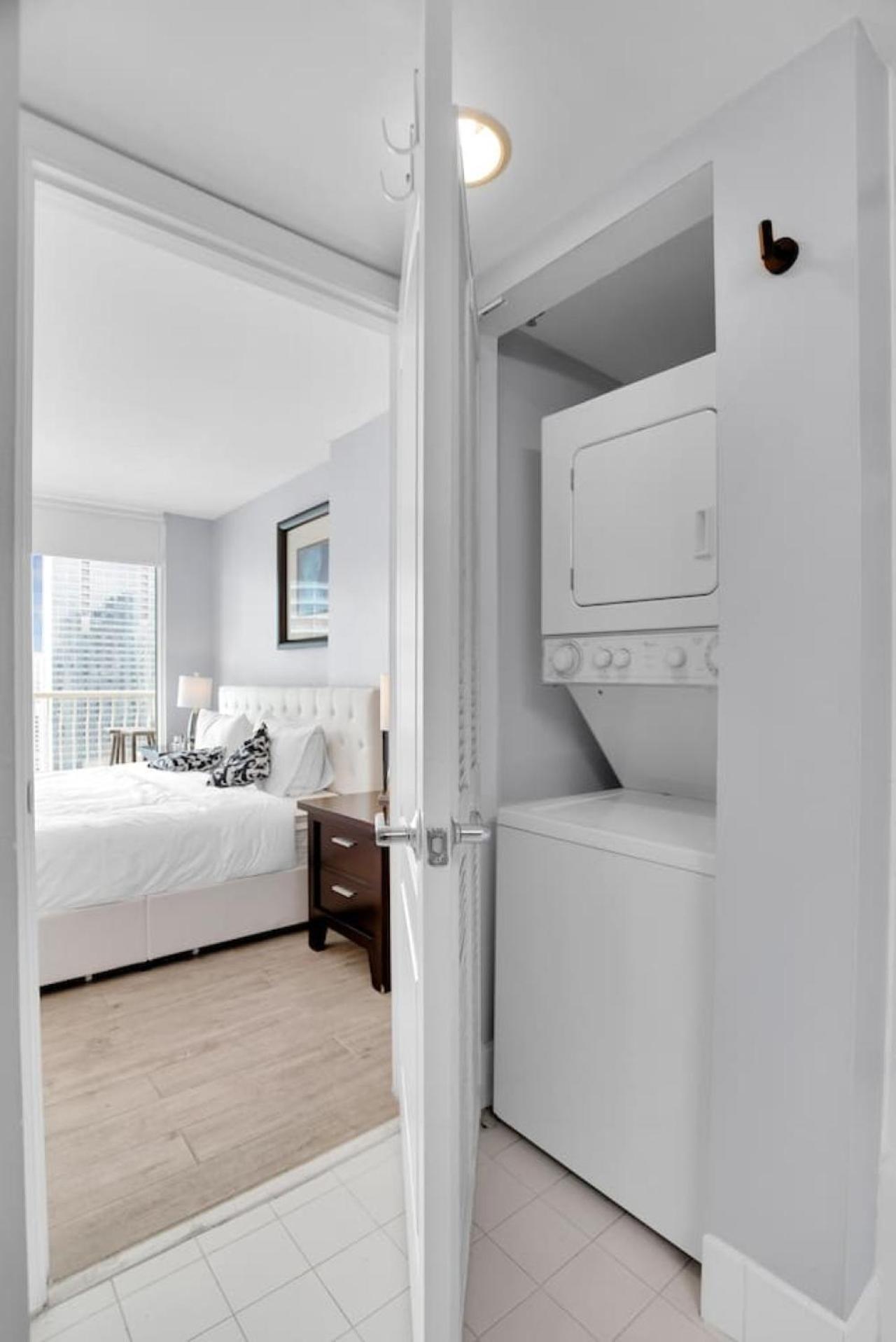 Brickell Bay Exclusive 2br Getaway With Sofa Bed Apartment Miami