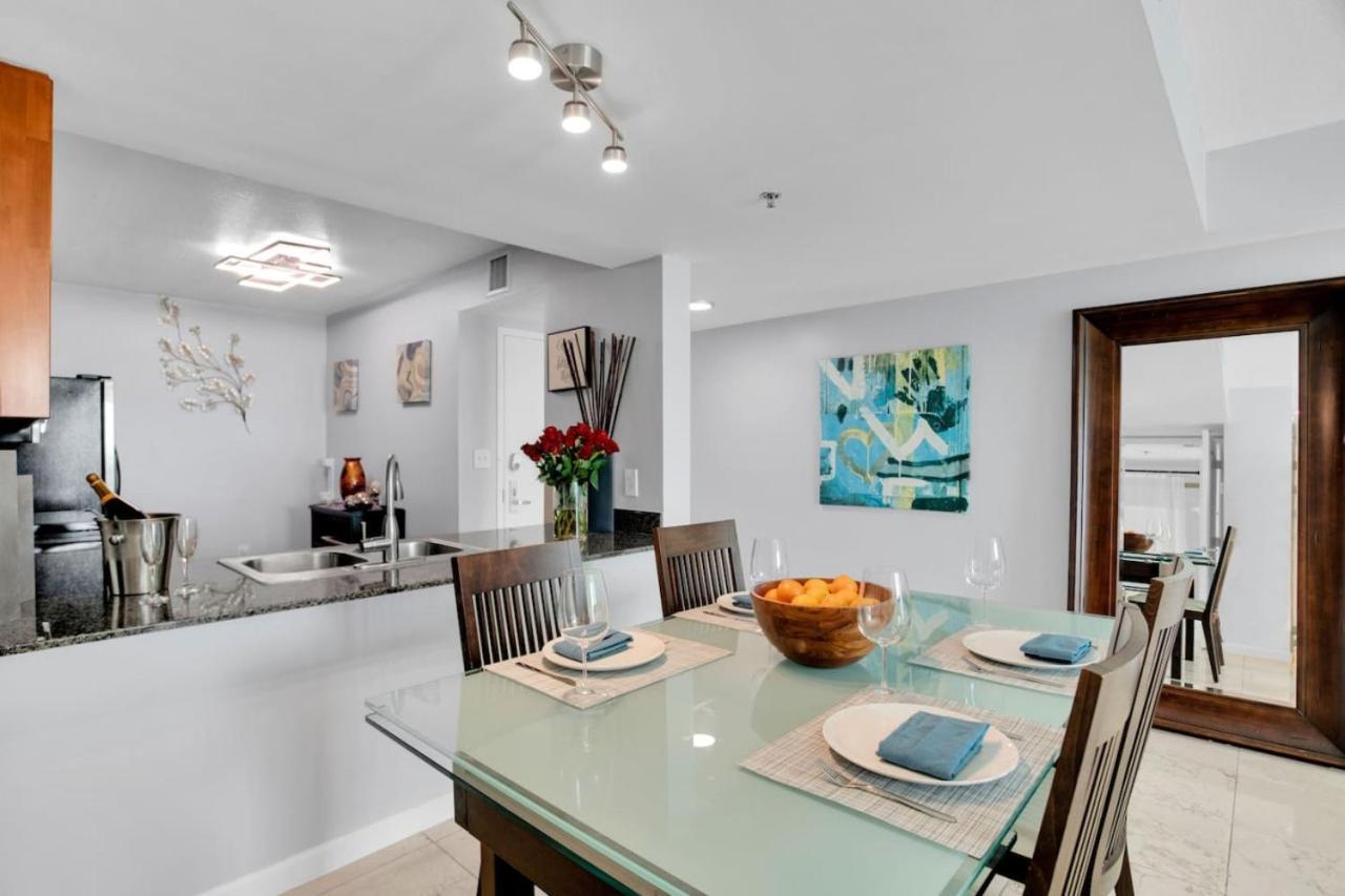 Brickell Bay Exclusive 2br Getaway With Sofa Bed * Miami