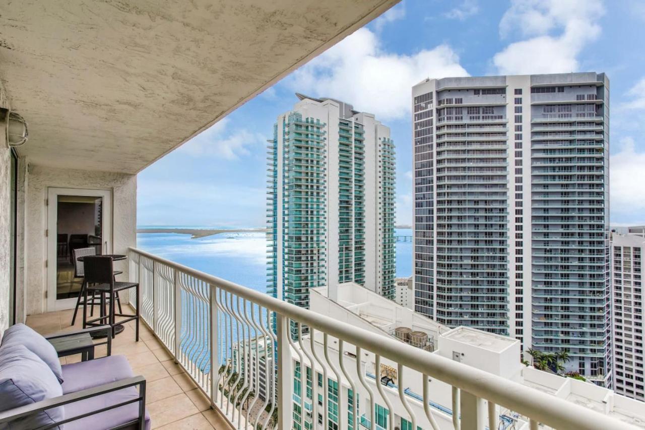 Brickell Bay Exclusive 2br Getaway With Sofa Bed Apartment