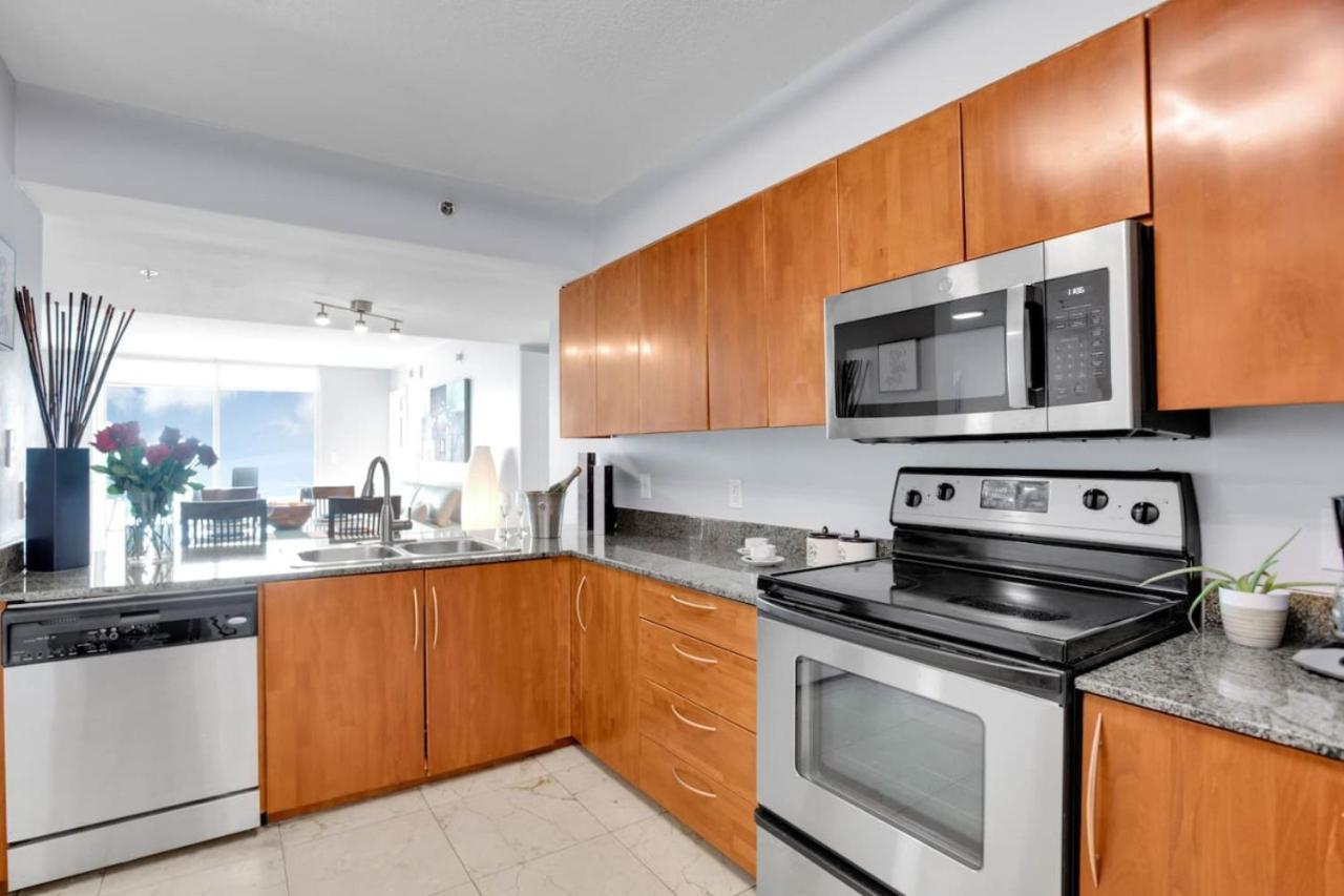 Brickell Bay Exclusive 2br Getaway With Sofa Bed Miami