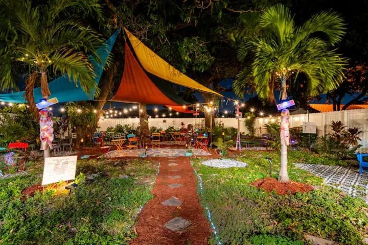 Apartment Little Havana Suites: Urban Oasis With Free Parking Miami