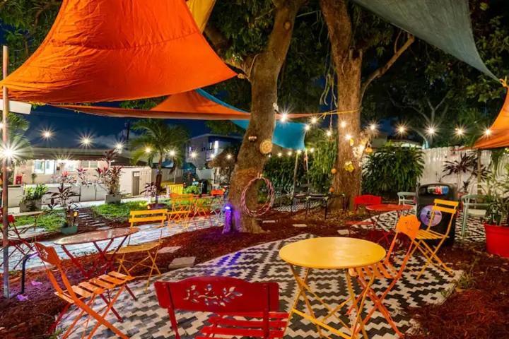 Little Havana Suites: Urban Oasis With Free Parking Apartment Miami