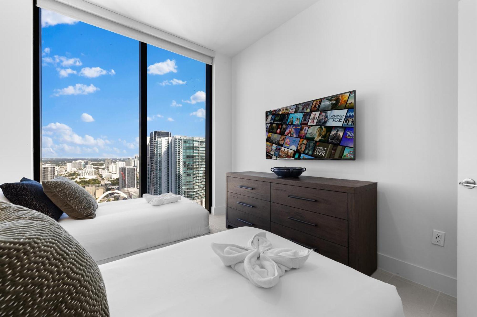 Free Parking! Ph Luxury 3br In Downtown