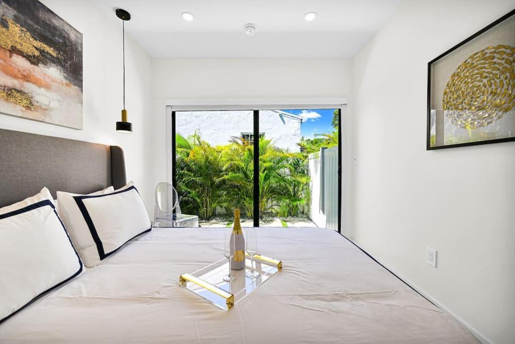 Apartment Stylish Modern Near Wynwood & Design District Miami
