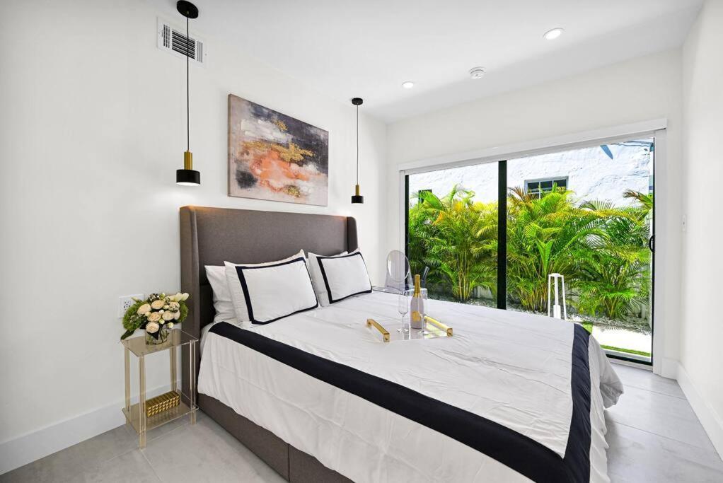 Stylish Modern Near Wynwood & Design District Miami