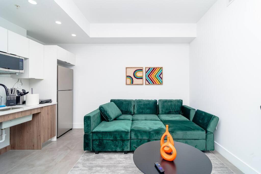 Apartment King Bed Brand New Oasis Minutes To Brickell *