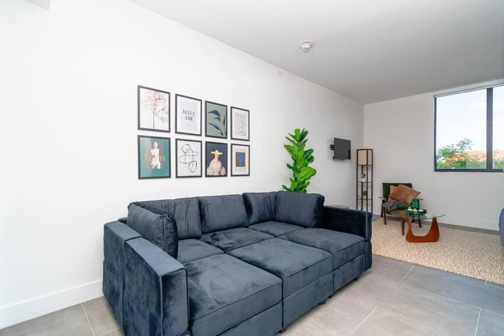 King Bed Brand New Oasis Minutes To Brickell Apartment Miami