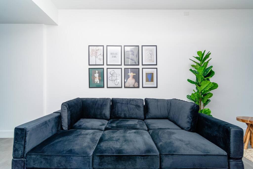 King Bed Brand New Oasis Minutes To Brickell *