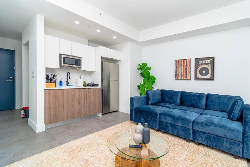 Apartment King Bed Brand New Oasis Minutes To Brickell *