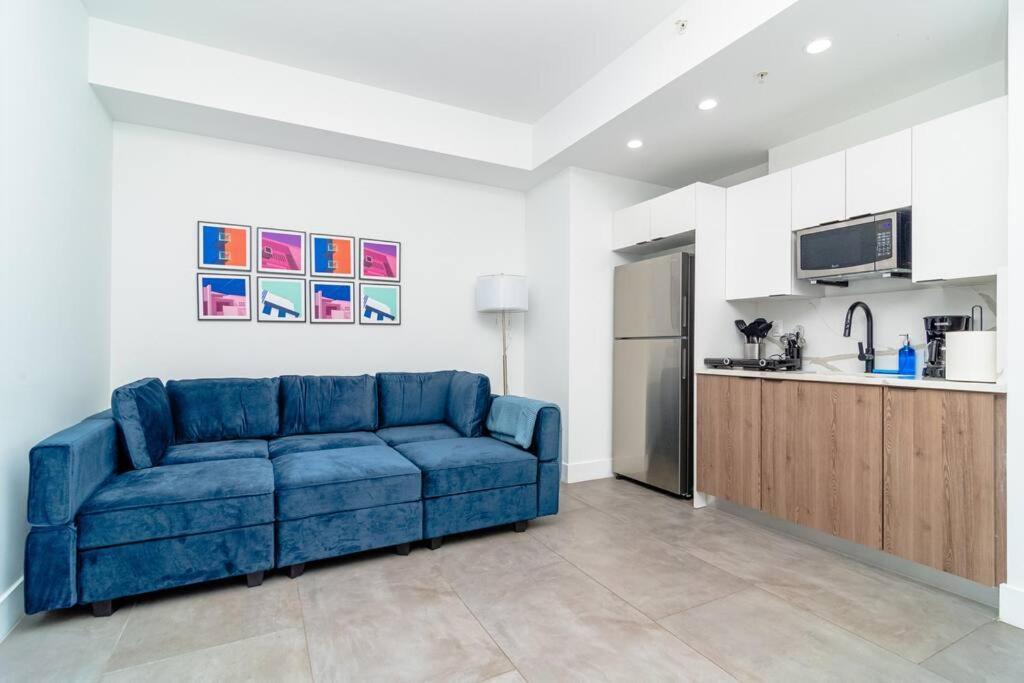 King Bed Brand New Oasis Minutes To Brickell * Miami