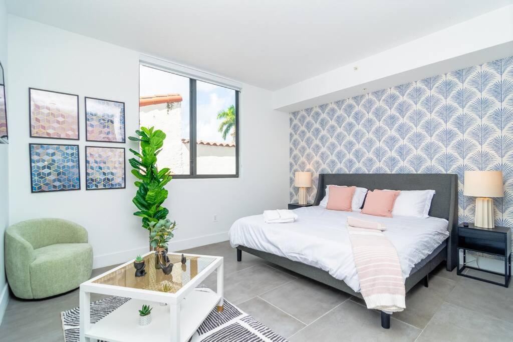 King Bed Brand New Oasis Minutes To Brickell Apartment Miami