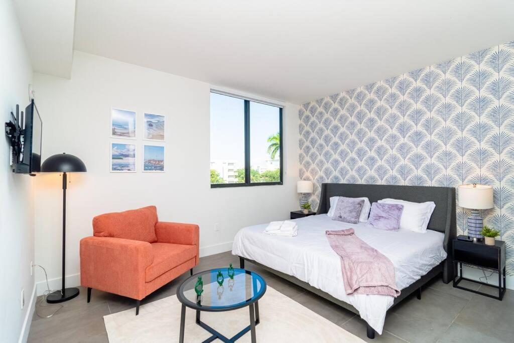 Apartment King Bed Brand New Oasis Minutes To Brickell Miami