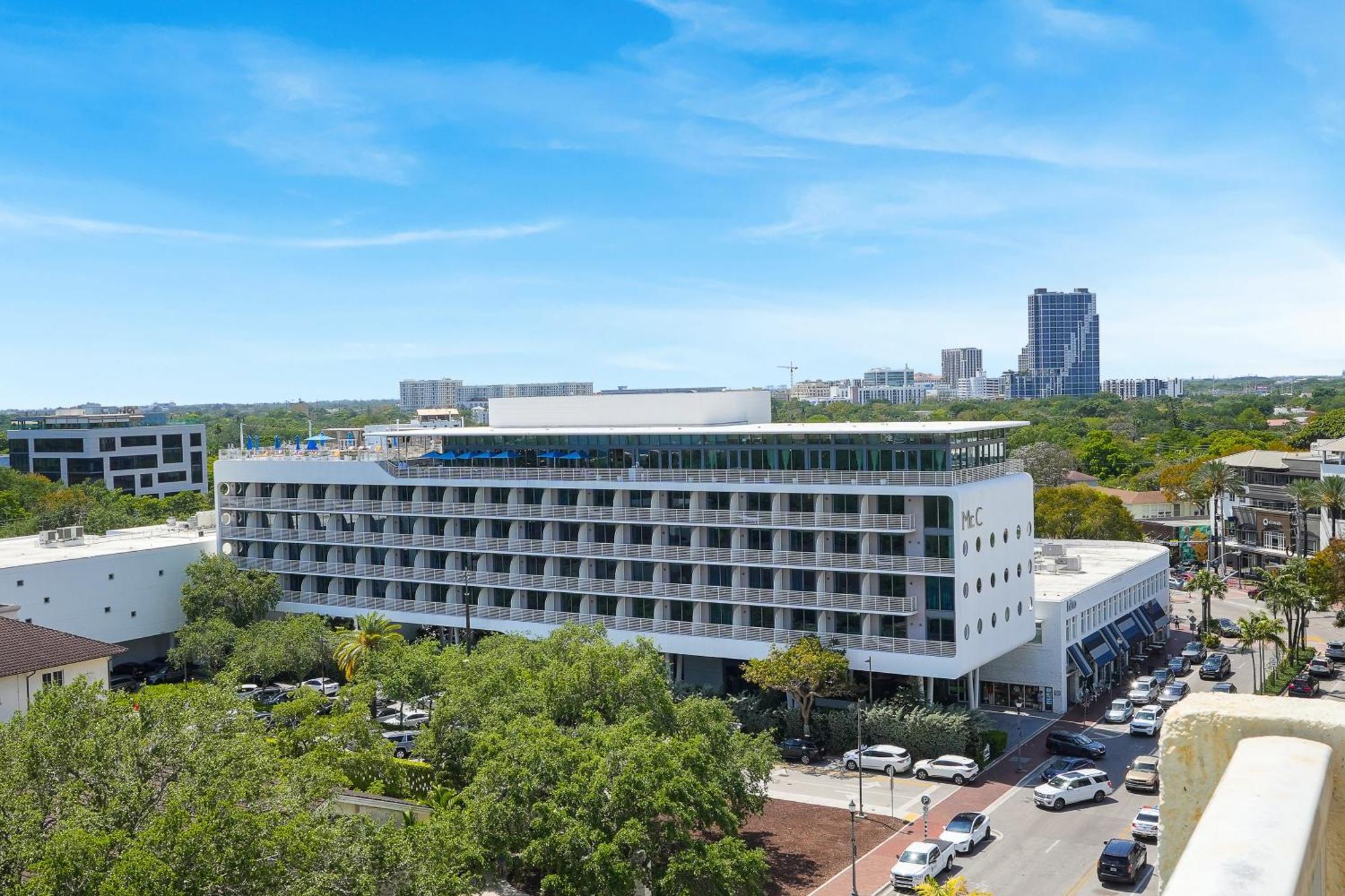 Aparthotel Fabulous 2 Bedroom In Heart Of Grove Miami