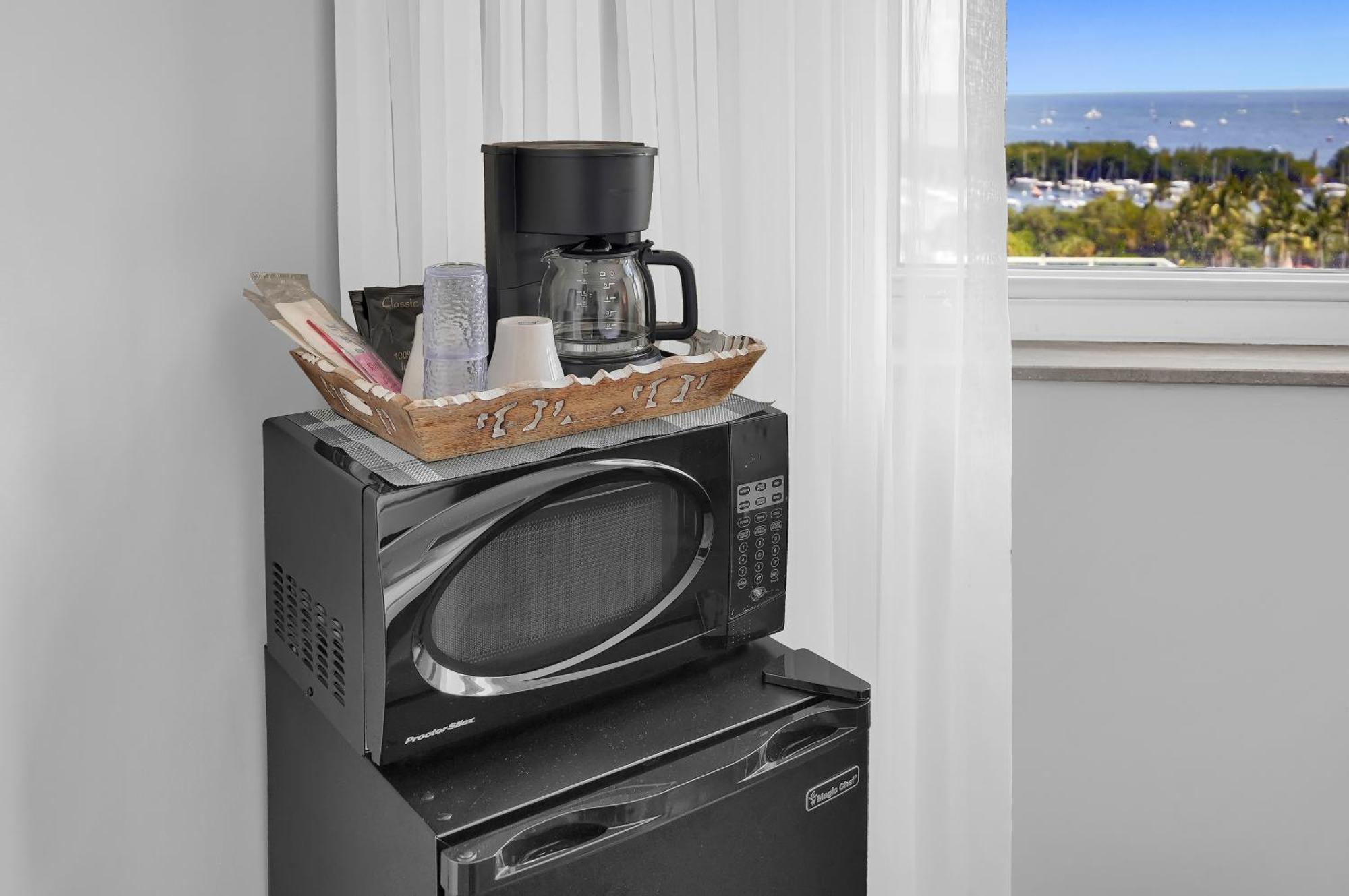 Fabulous 2 Bedroom In Heart Of Grove