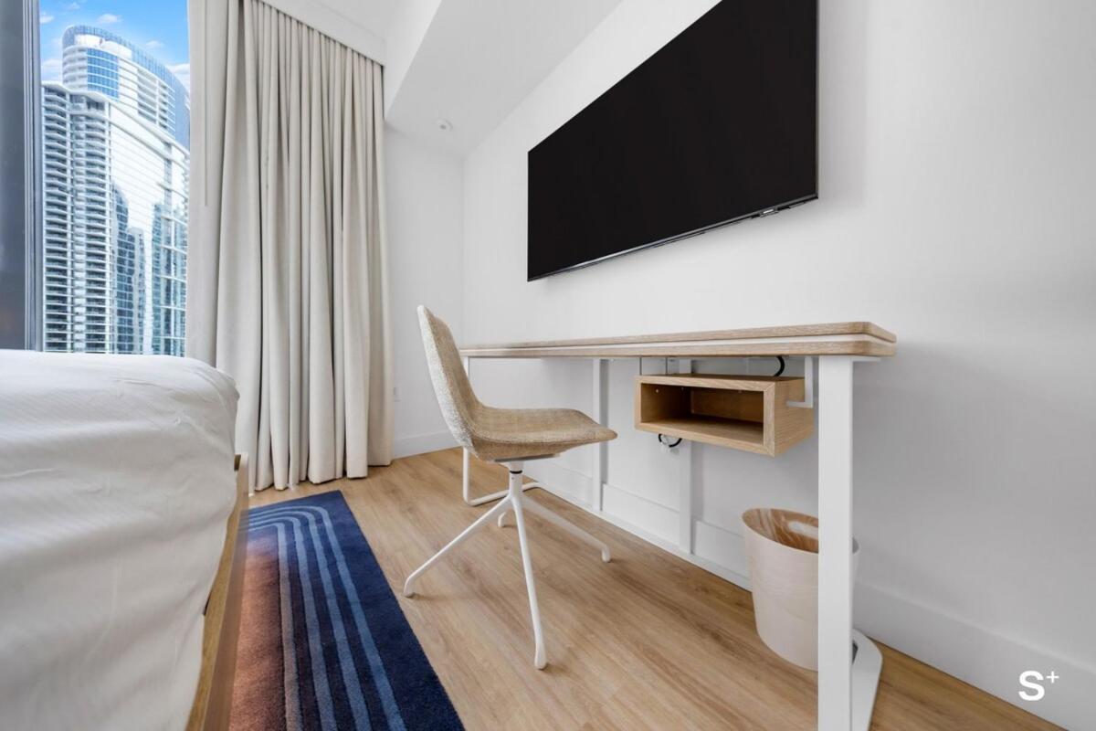 Chic Downtown 1br With Stunning Skyline Views Miami