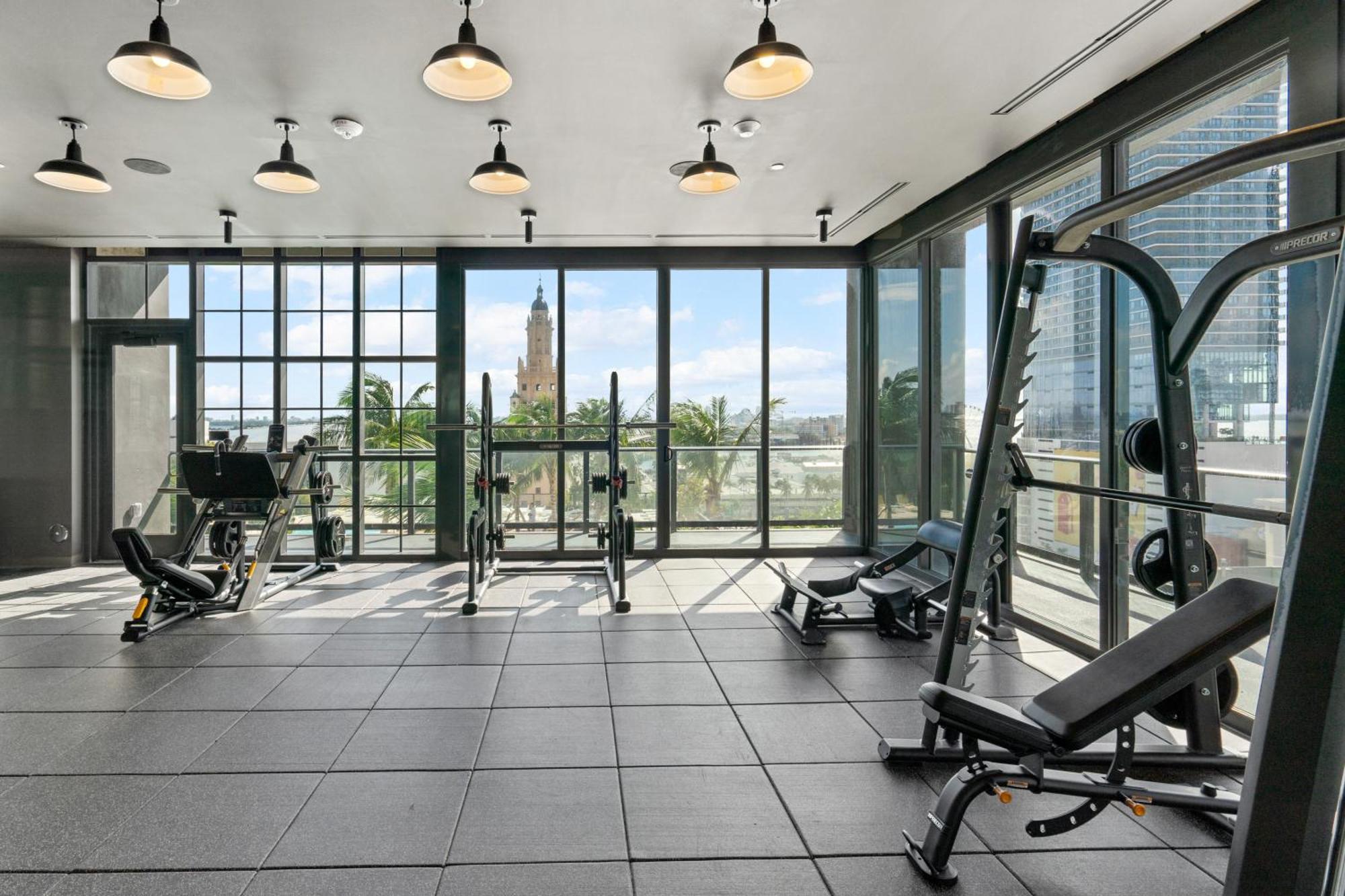 New Luxurious Floor 35th - Miami's Heart Miami