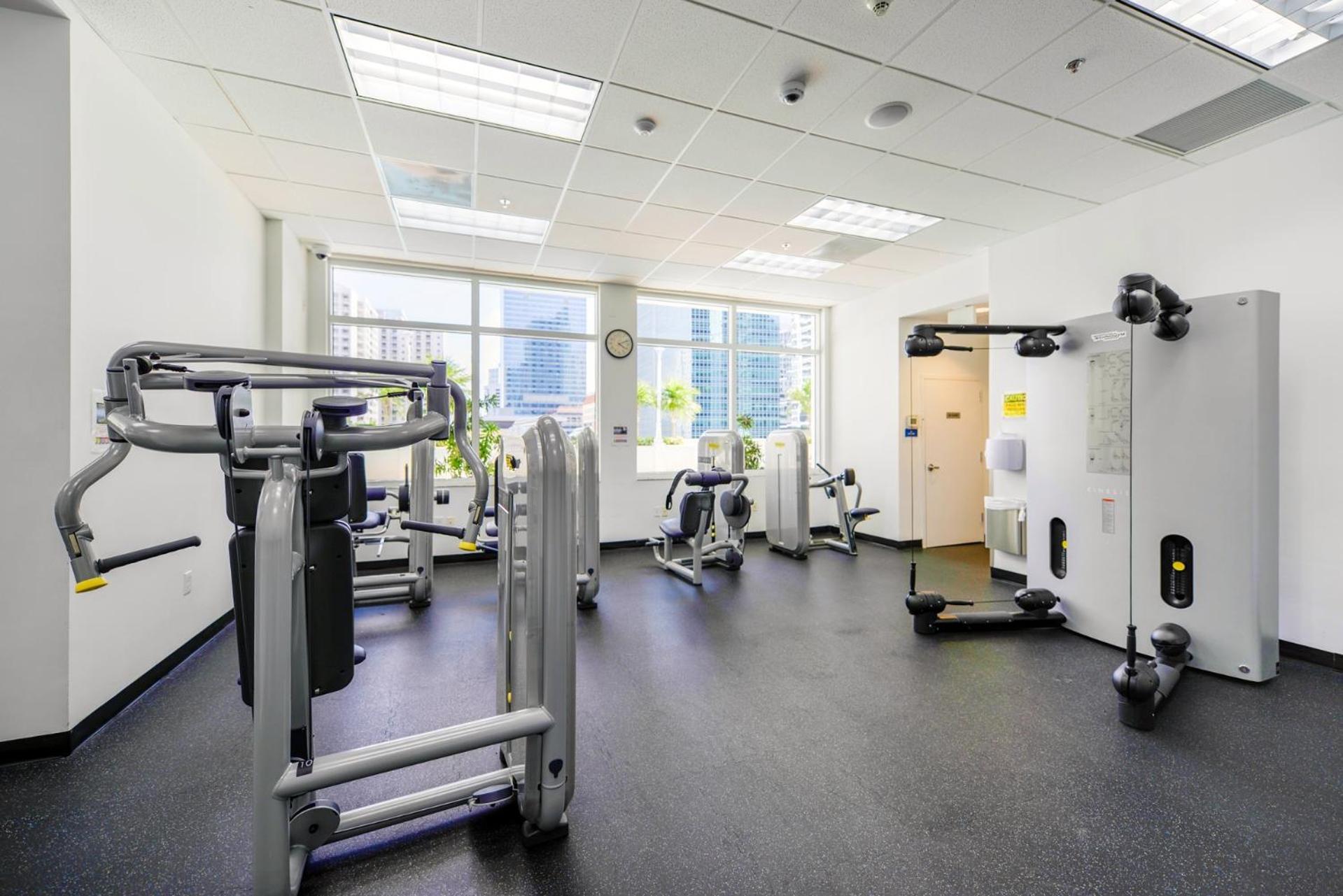 Apartment Free Parking! With A Perfect Location In Brickell