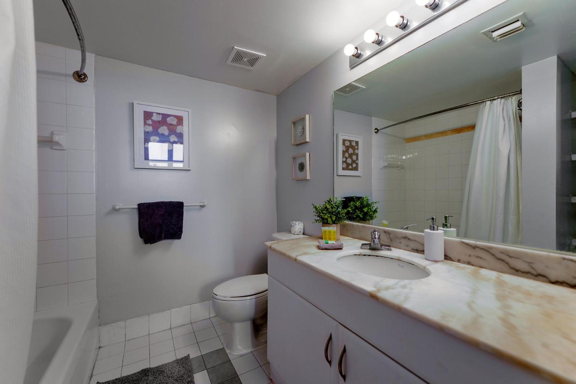 Free Parking! With A Perfect Location In Brickell *