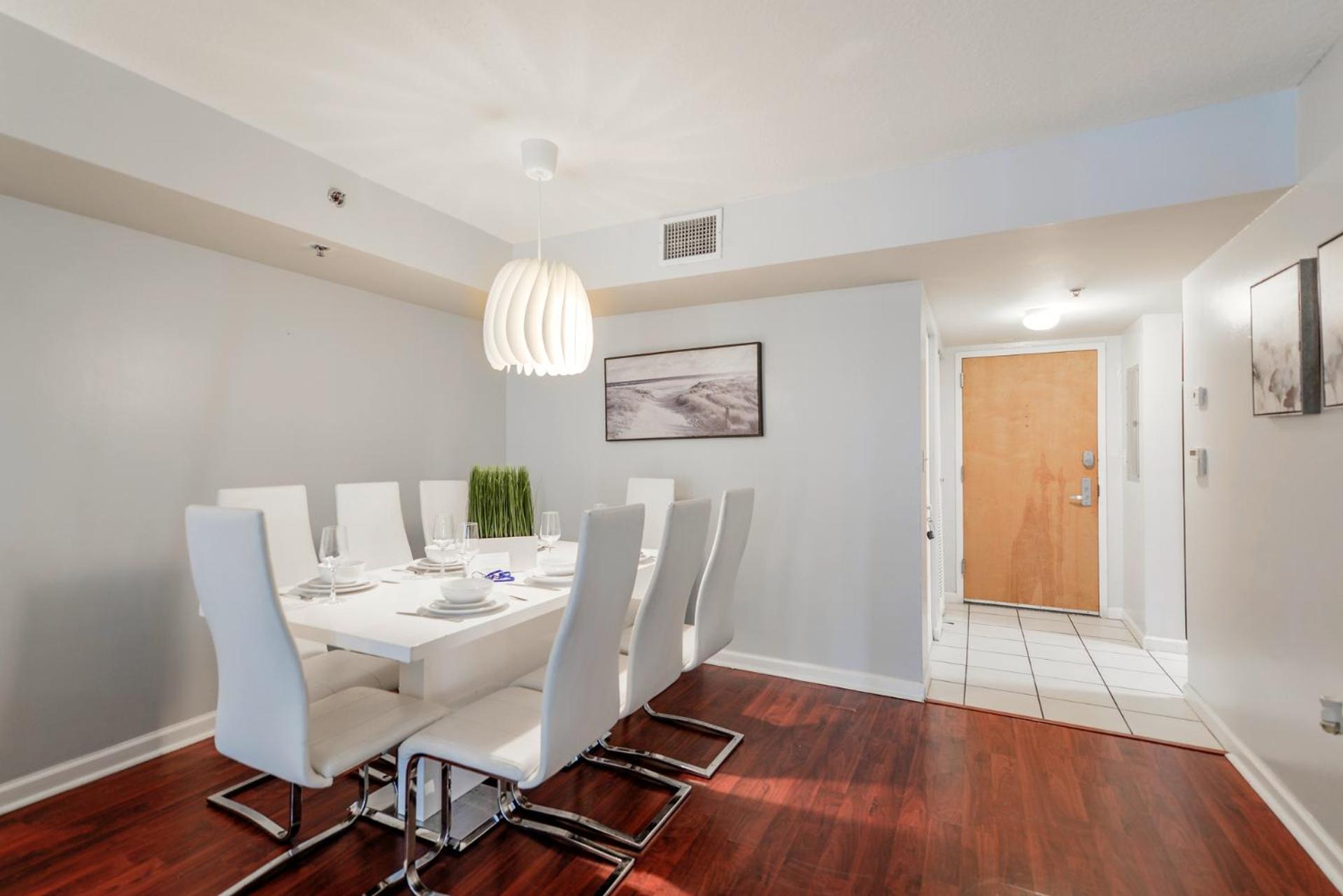Free Parking! With A Perfect Location In Brickell