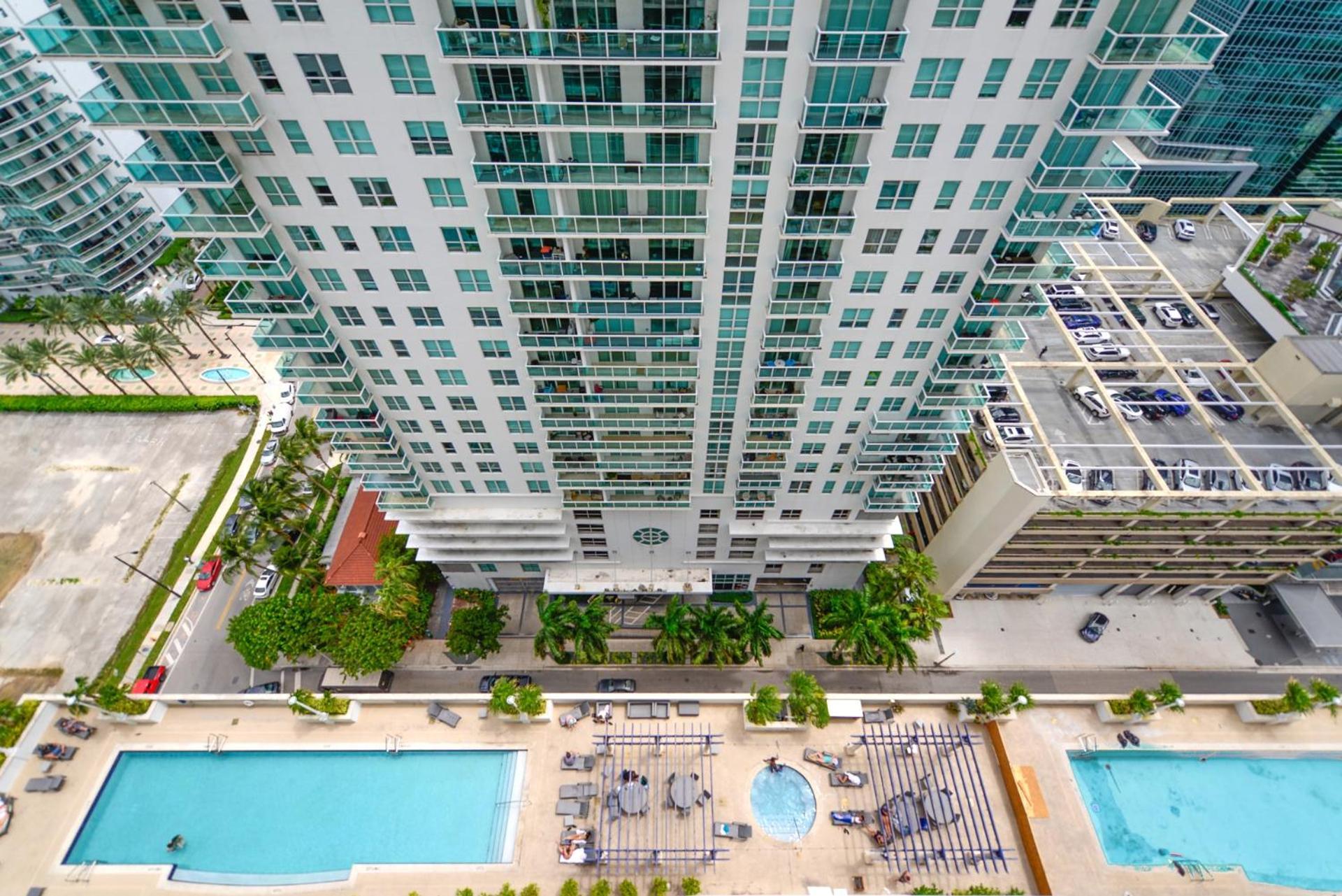 Free Parking! With A Perfect Location In Brickell Miami