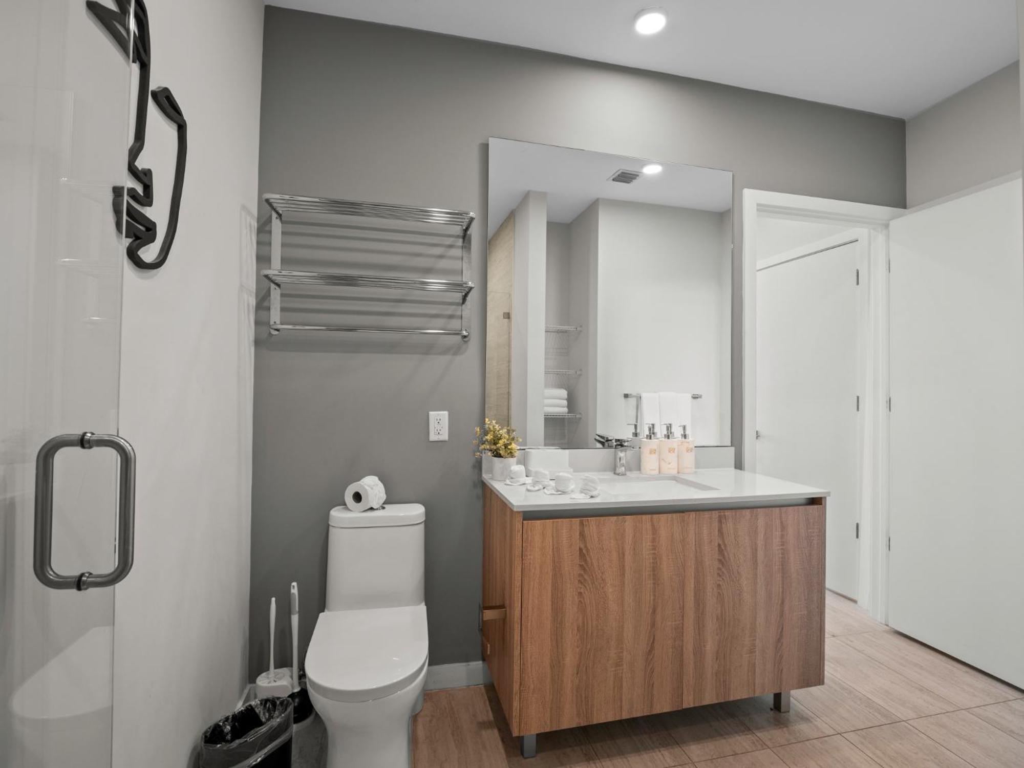 Apartment Luxury & Modern In Design District With Pool