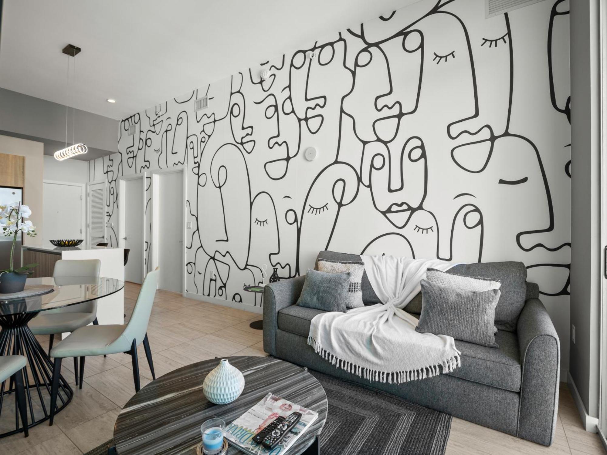 Luxury & Modern In Design District With Pool Apartment *